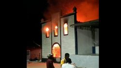 video:-igreja-e-destruida-por-incendio-no-interior-do-ma;-nao-houve-feridos