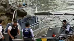 buscas-submersas-por-desaparecidos-apos-queda-de-ponte-entre-o-ma-e-to-sao-interrompidas-durante-abertura-das-comportas-da-usina-de-estreito