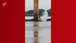 video:-draga-bate-em-pilastra-de-ponte-e-afunda-no-rio-tocantins